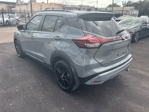 Used 2021 Nissan Kicks SR w/ SR Premium Package image 2