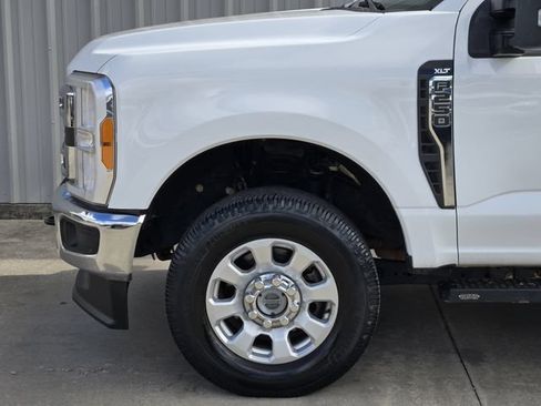 Used 2023 Ford F250 XLT AWD/4WD image 11