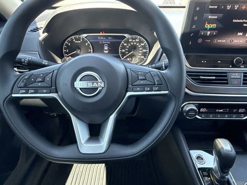 New 2025 Nissan Altima 2.5 SV w/ SV Special Edition Package image 16