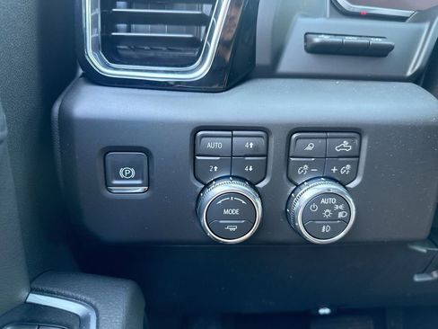 New 2026 GMC Sierra 2500 Denali w/ Denali Reserve Package AWD/4WD image 18