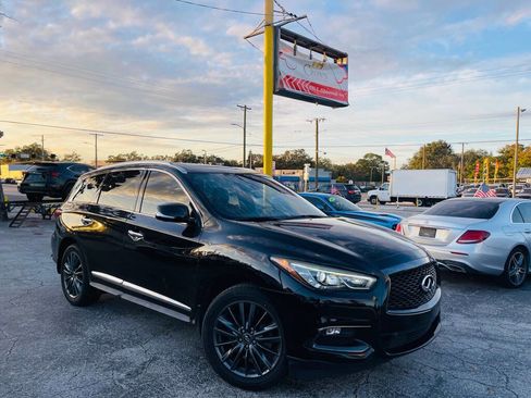 Used 2020 INFINITI QX60 Luxe w/ Edition 30 Essential Package image 1