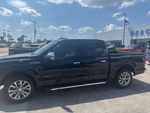 Used 2017 Ford F150 Lariat image 4