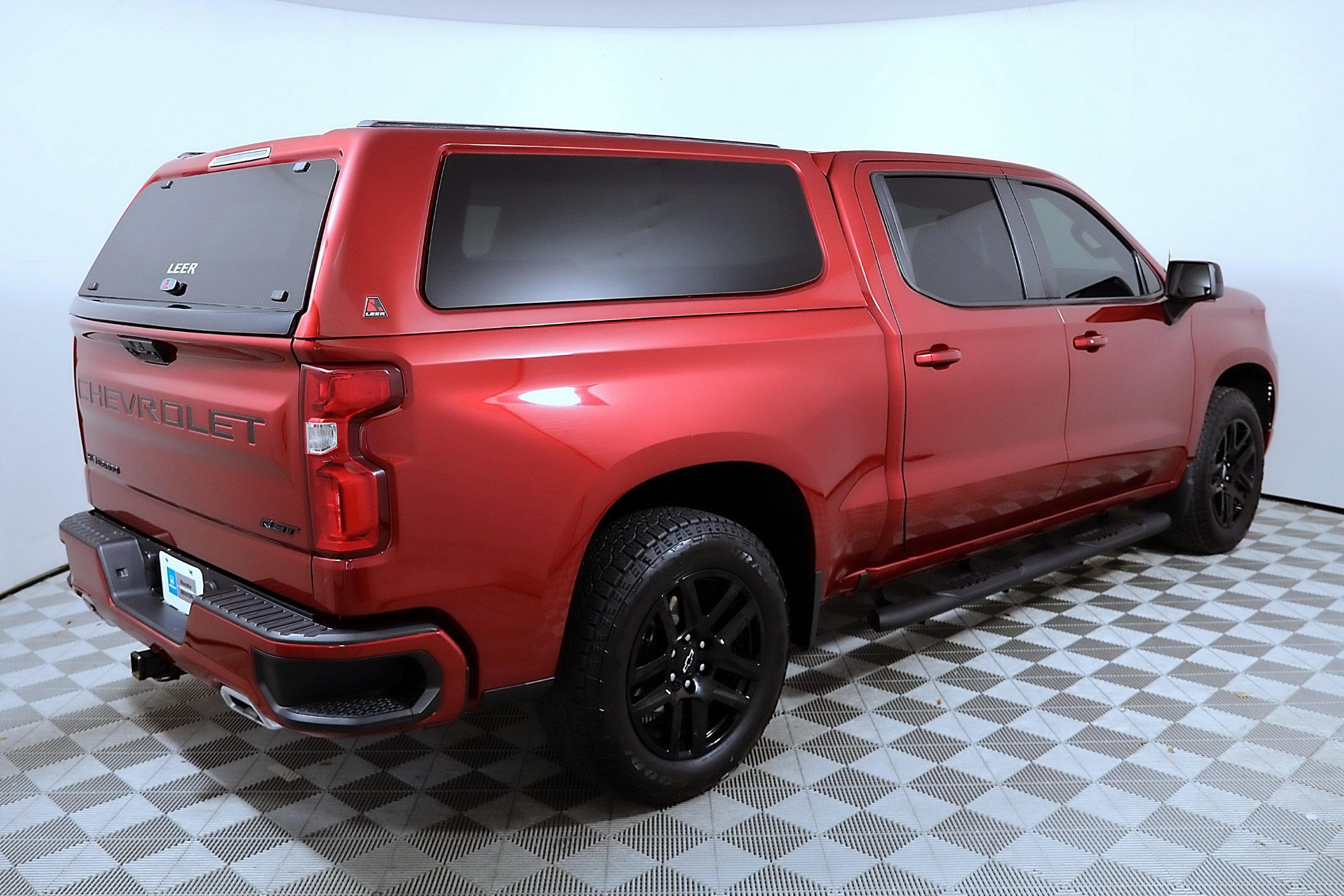 Used 2023 Chevrolet Silverado 1500 RST w/ Convenience Package II AWD/4WD image 6