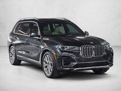 Used 2021 BMW X7 xDrive40i w/ Premium Package AWD/4WD image 3