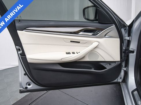 Used 2019 BMW 540i xDrive 540i xDrive image 43