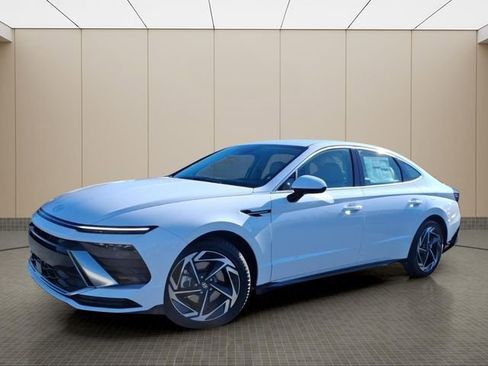 New 2026 Hyundai Sonata SEL AWD/4WD image 2