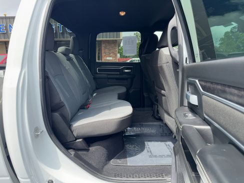 Used 2024 RAM 3500 Big Horn image 14