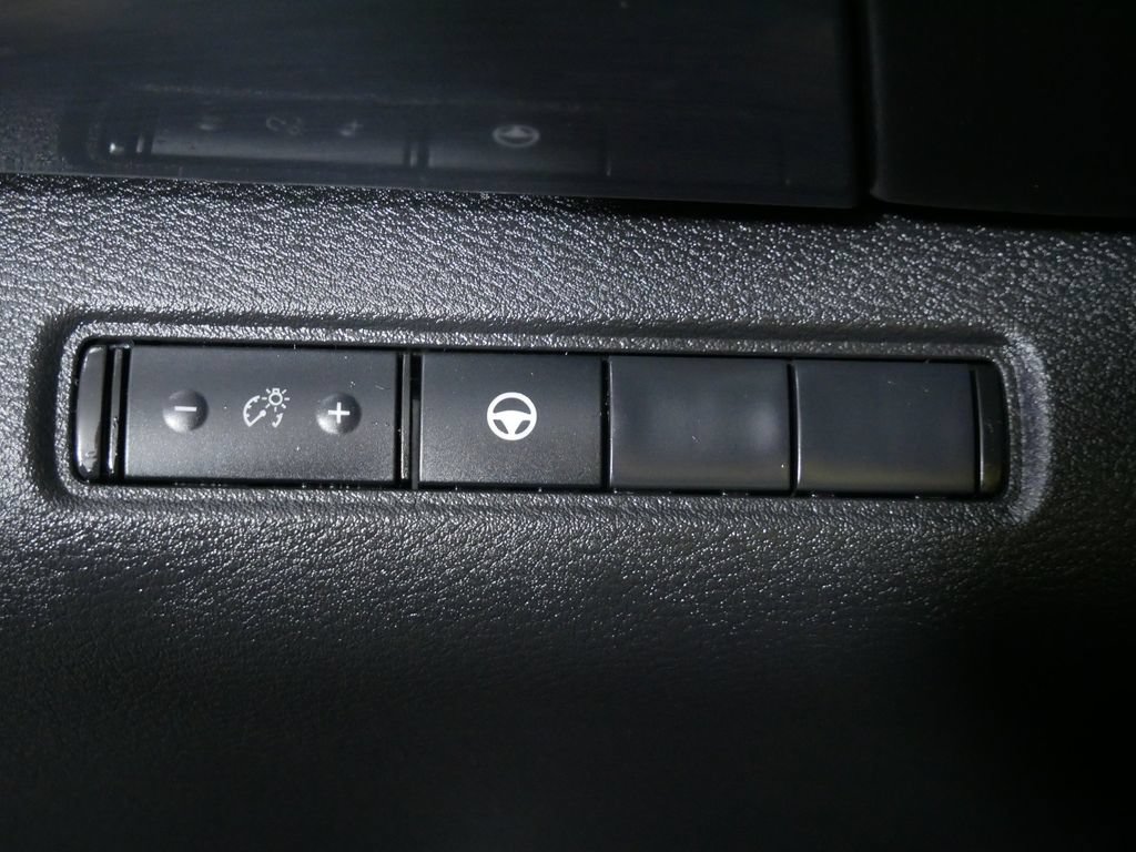 Used 2023 Nissan Pathfinder Rock Creek AWD/4WD image 22