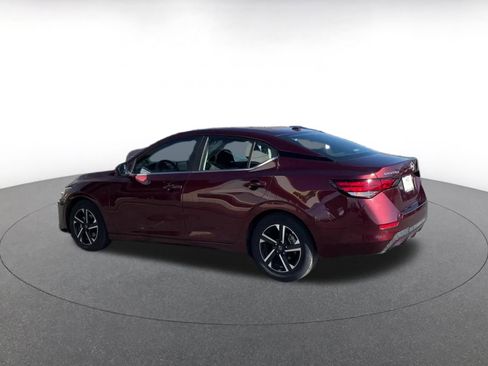 Used 2025 Nissan Sentra SV image 9