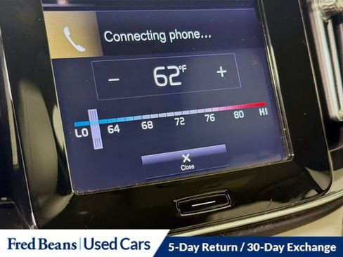 Used 2019 Volvo XC40 T5 Momentum AWD/4WD image 19