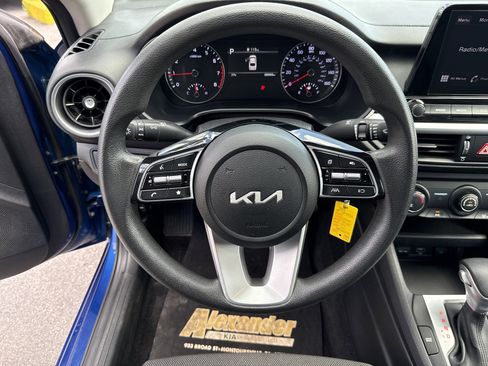 Certified 2024 Kia Forte LXS w/ LXS Technology Package FWD image 17
