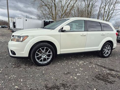 Used 2019 Dodge Journey GT w/ Driver Convenience Group image 2