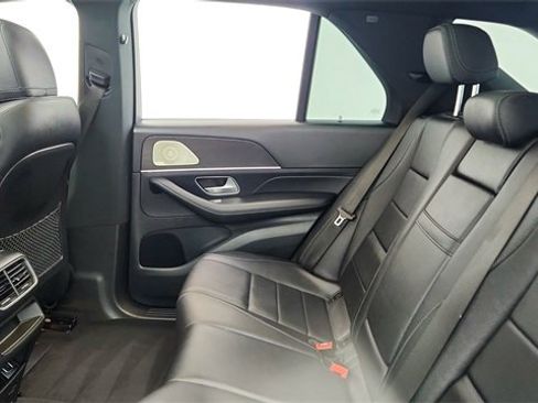 Used 2023 Mercedes-Benz GLE 450 4MATIC w/ AMG Line Exterior image 29