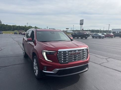 Used 2025 GMC Acadia Denali w/ Super Cruise Package FWD image 6