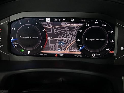 Certified 2022 Volkswagen Atlas Cross Sport SEL Premium R-Line image 8