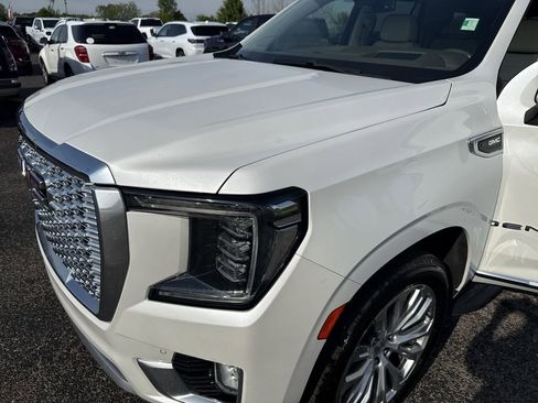 Certified 2022 GMC Yukon Denali AWD/4WD image 37