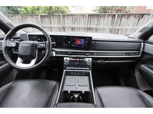 Certified 2024 Hyundai Santa Fe Limited AWD/4WD image 10
