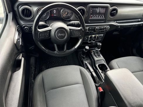Used 2022 Jeep Wrangler Unlimited Sport image 18