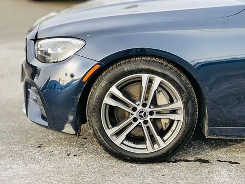 Used 2023 Mercedes-Benz E 350 4MATIC Sedan image 5