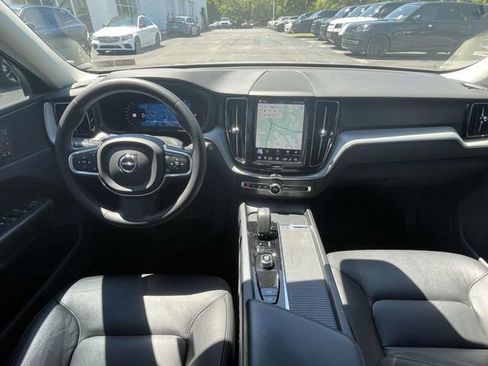 Used 2023 Volvo XC60 B5 Core w/ Climate Package AWD/4WD image 21