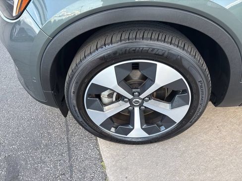 Certified 2026 Volvo XC40 B5 Plus AWD/4WD image 12