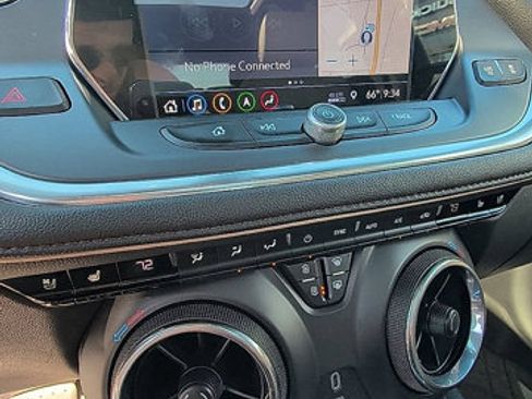 Used 2019 Chevrolet Blazer Premier w/ Sun and Wheels Package AWD/4WD image 27