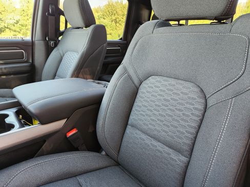 New 2026 RAM 1500 Big Horn AWD/4WD image 23