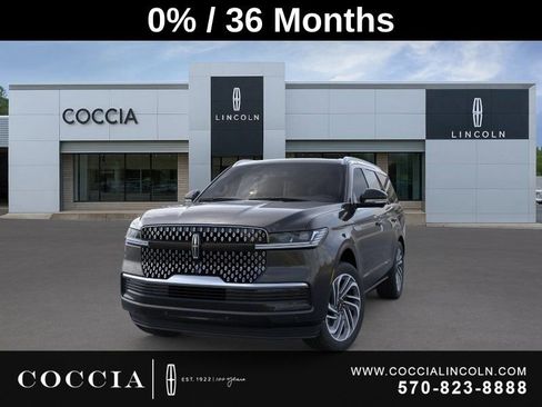 New 2025 Lincoln Navigator Reserve image 2