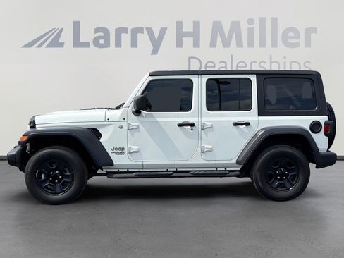 Used 2020 Jeep Wrangler Unlimited Sport AWD/4WD image 2