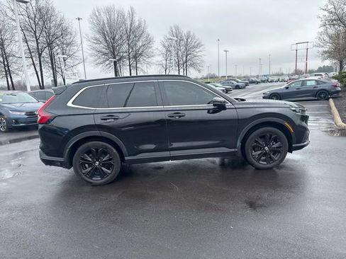 Used 2025 Honda CR-V Sport Touring image 9