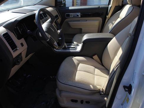 Used 2008 Lincoln MKX AWD image 16