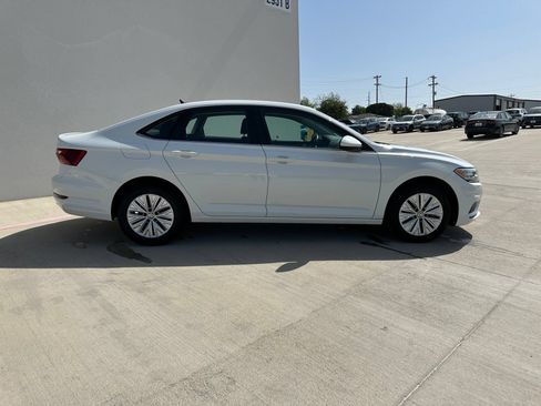 Used 2020 Volkswagen Jetta S w/ Driver Assistance Package FWD image 6