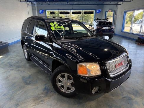 Used 2005 GMC Envoy Denali AWD/4WD image 4
