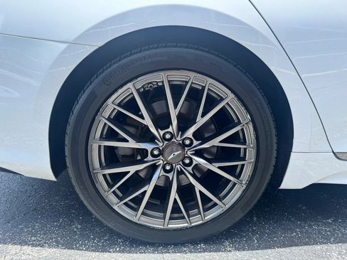 Used 2018 Genesis G80 3.3T Sport AWD/4WD image 15