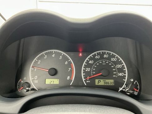 Used 2011 Toyota Corolla LE image 8