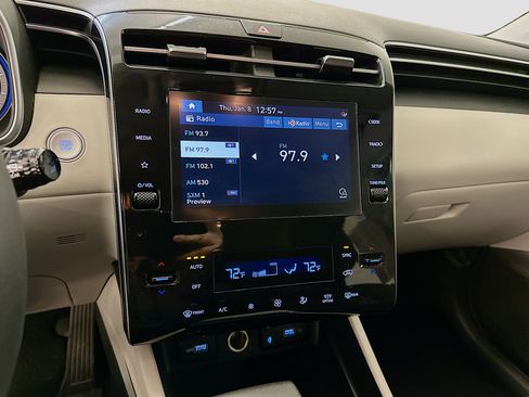 Used 2024 Hyundai Tucson SEL image 25