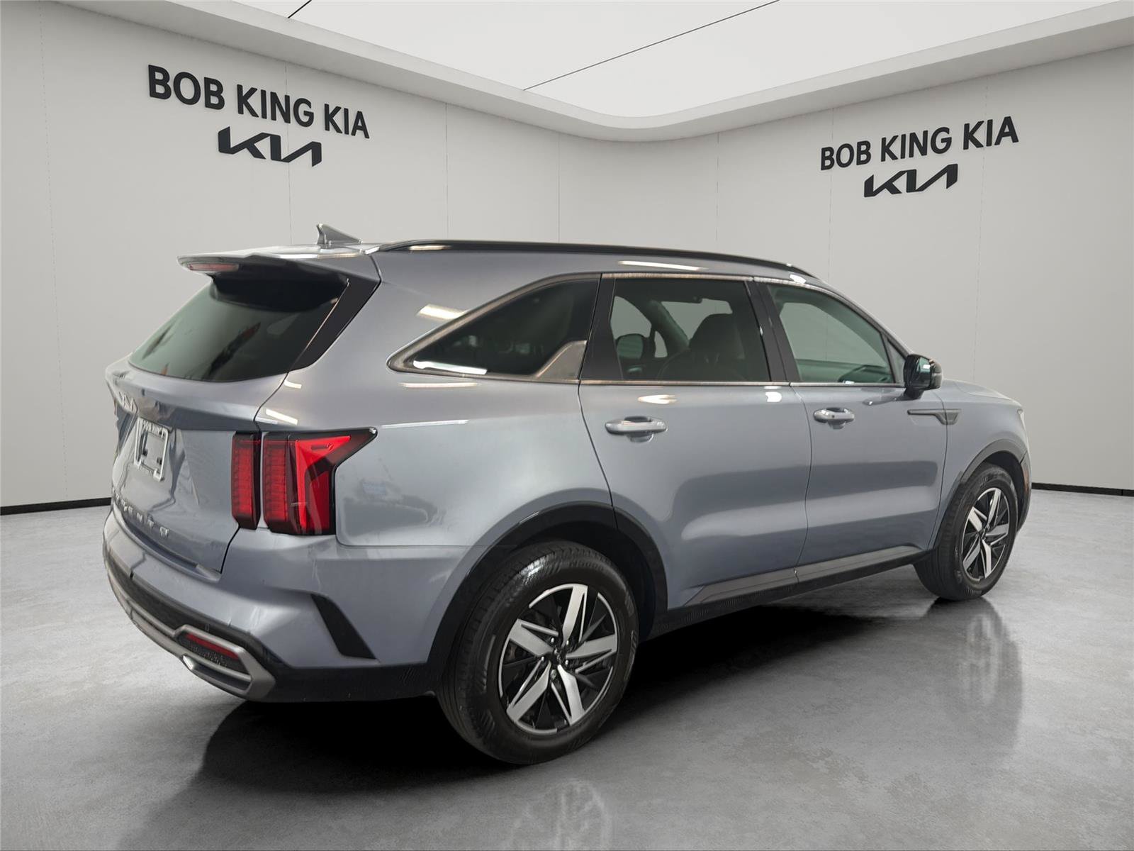 Used 2022 Kia Sorento S FWD image 5