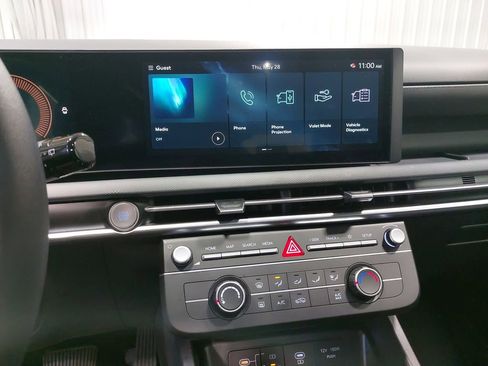Used 2025 Hyundai Tucson SE AWD/4WD image 19