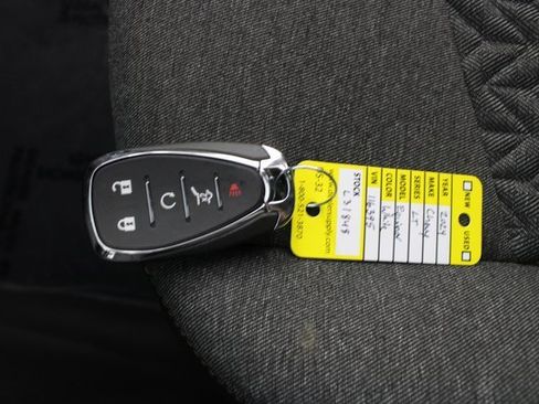 Used 2024 Chevrolet Equinox LT image 7