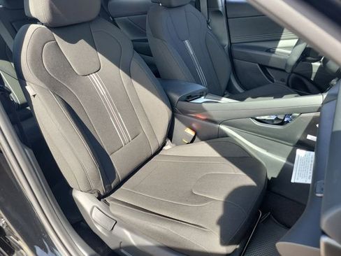 New 2026 Hyundai Elantra SEL Sport Premium image 16