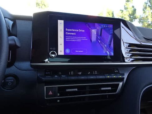 Certified 2026 Toyota Camry LE FWD image 28