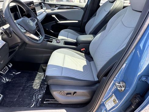 New 2026 Volkswagen Tiguan SE R-Line AWD/4WD image 15