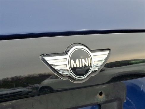 Used 2017 MINI Cooper 2-Door Hardtop image 30