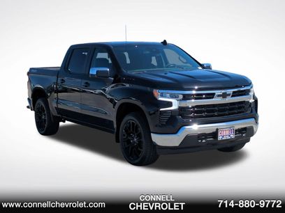 New 2026 Chevrolet Silverado 1500 LT w/ LPO, Dark Essentials Package