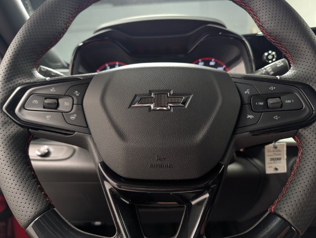 New 2026 Chevrolet Trax RS w/ Sunroof Package FWD image 18