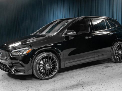 Certified 2025 Mercedes-Benz GLA 35 AMG 4MATIC image 1