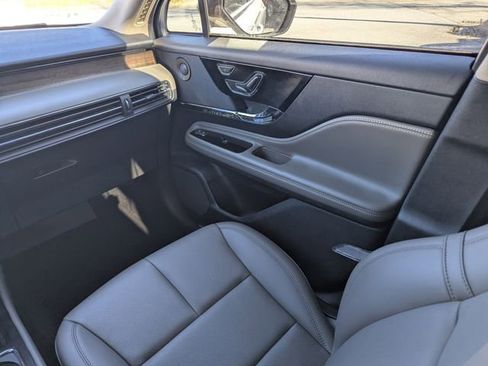 New 2025 Lincoln Corsair Reserve w/ Equipment Group 202A image 16