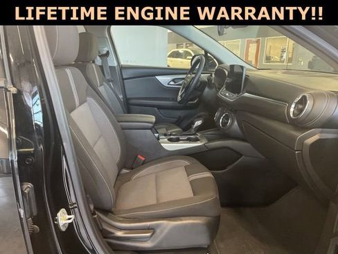 Used 2025 Chevrolet Blazer LT image 38