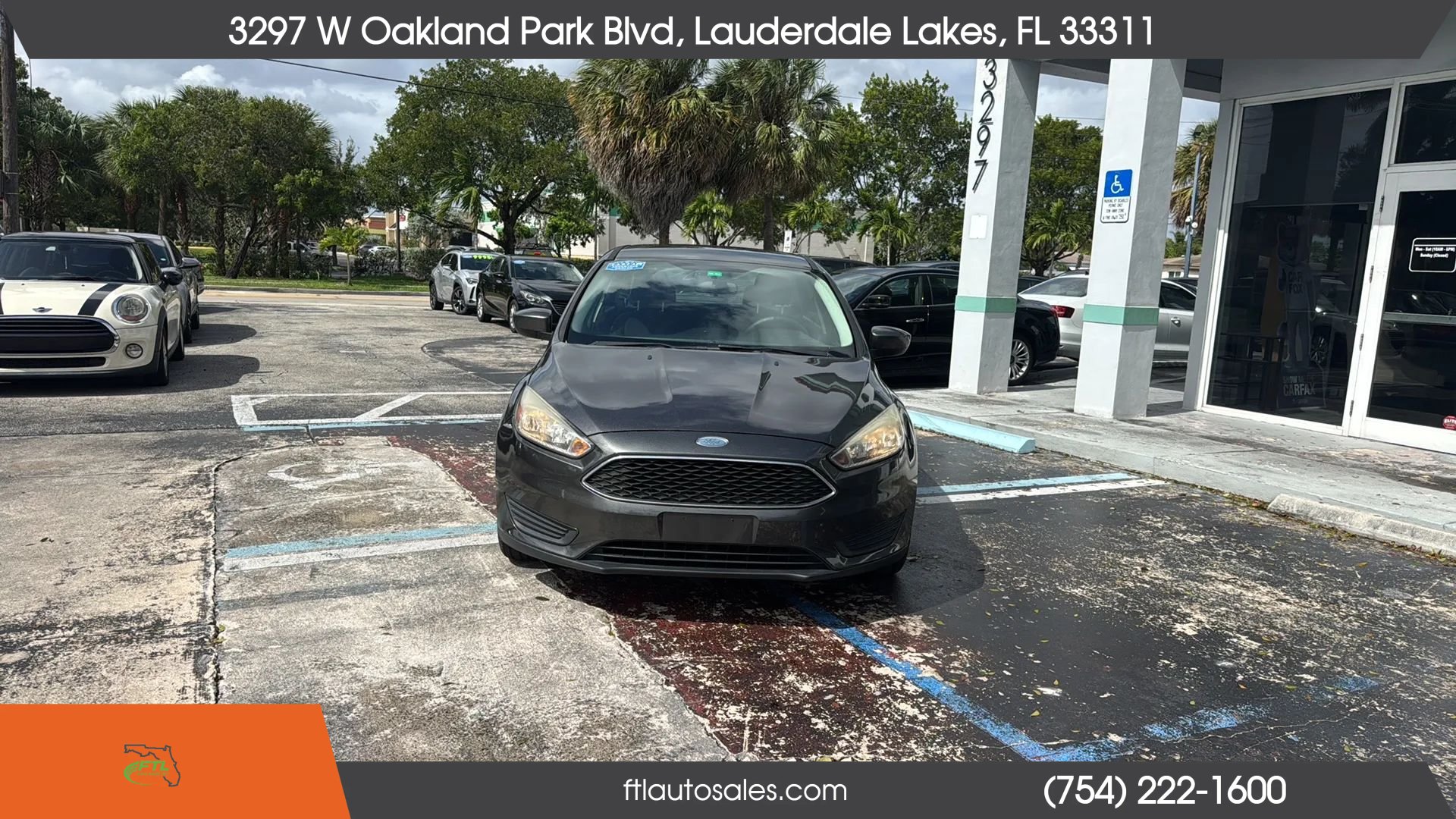 Used 2018 Ford Focus SE FWD image 5