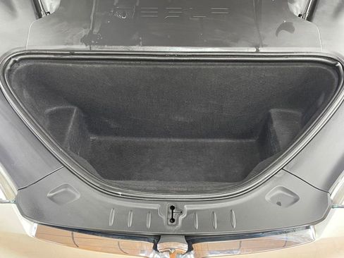 Used 2020 Tesla Model S Long Range Plus image 44